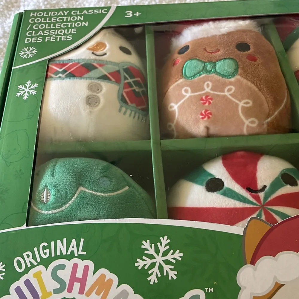 NWT HOLIDAY CLASSIC COLLECTION SQUISHMALLOWS 8 IN SET - Picture 6 of 13